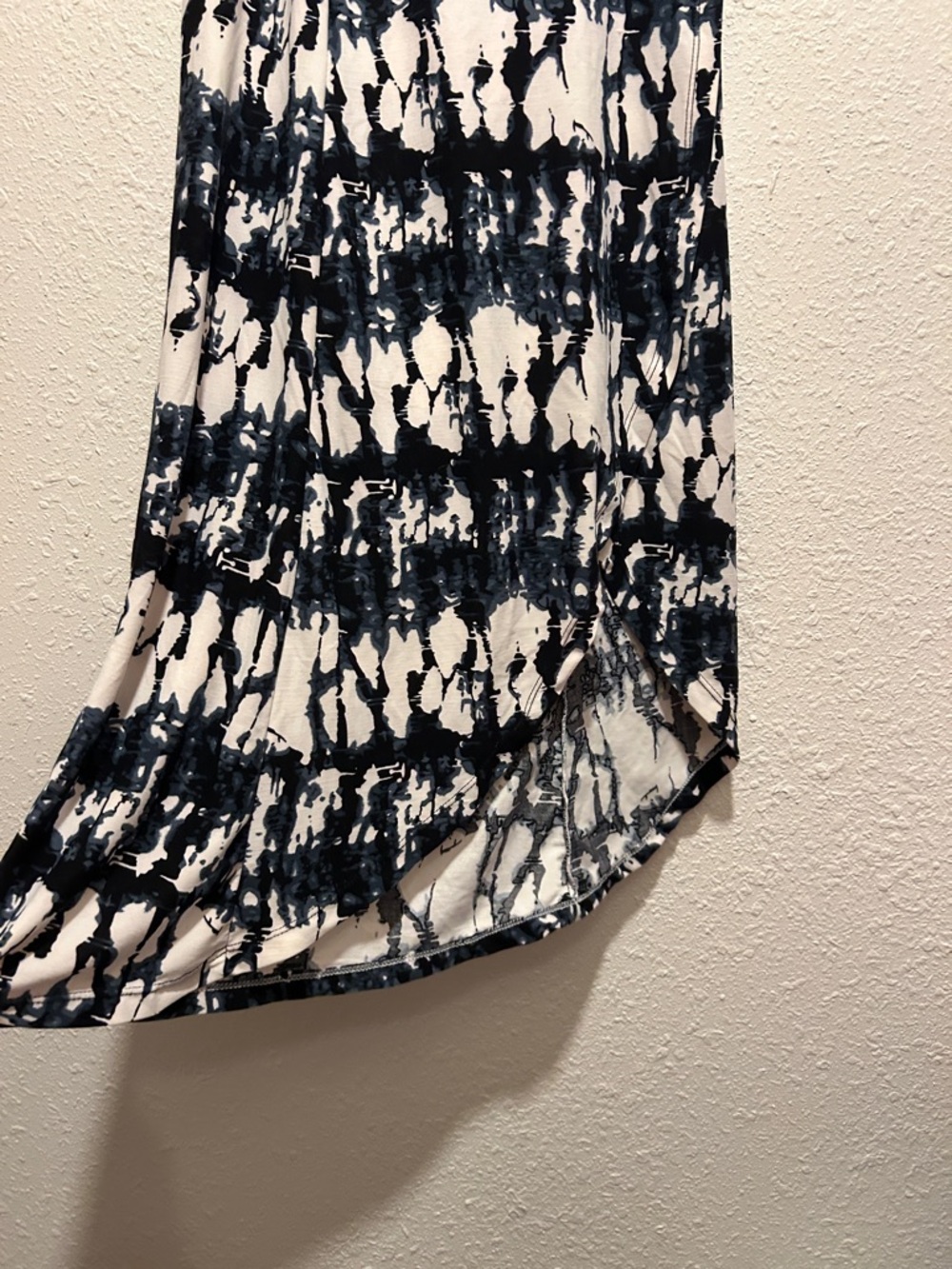 Women's Asymmetric Tie-Dye Midi Skirt - Black & White - Picture 2 of 4